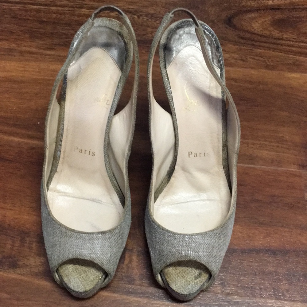 💯 Auth. Christian Louboutin slingback peep toe